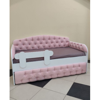 Тахта Ника с фасадом каретная стяжка Тахта Ника с фасадом каретная стяжка